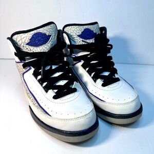 Jordan 2 Kids Shoes - White , black and purple